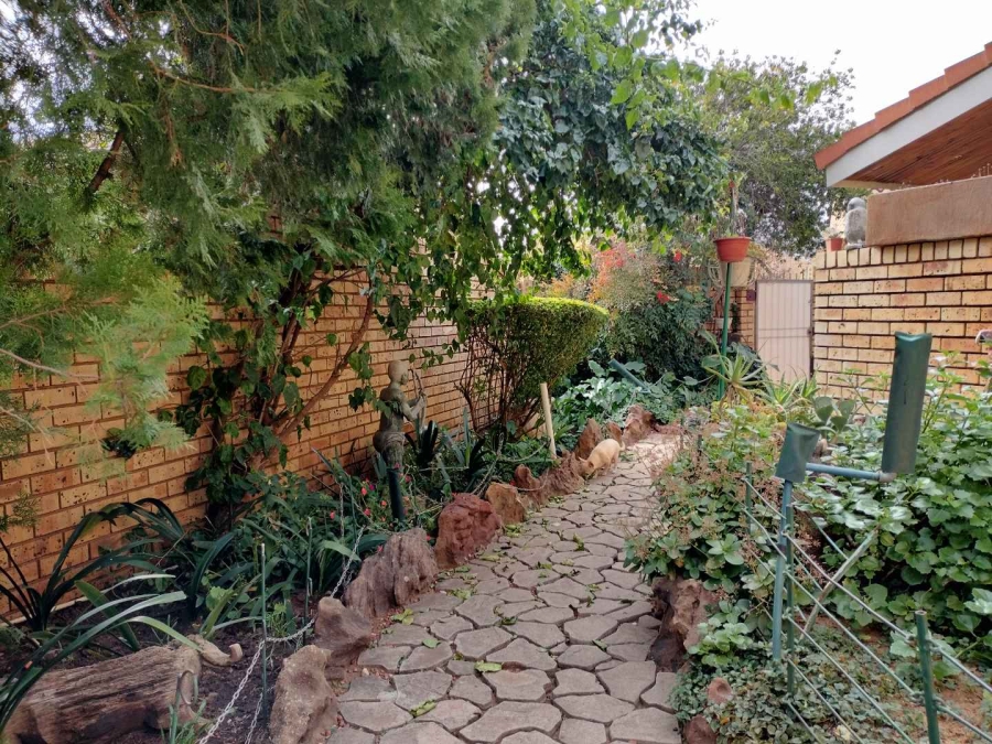 3 Bedroom Property for Sale in Baysvalley Free State